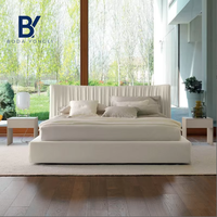 Modernes Luxuriöses Verstellbares Kingsize-Bettgestell Italienisches Design Echtes Leder Gepolstertes Kiefernholz Anpassbare Farbe Doppelbett