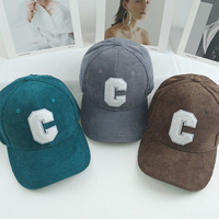 Hoge kwaliteit groothandel op maat gemaakte pet met 6 panelen, geborduurde baseballcap, zwarte corduroy snapback petten
