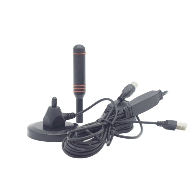 Factory Sale Pole Mounted 5G Ready TV Antenna 174-862MHz Frequency Range 30DBI Gain F Male/USB Connector 5m Cable Factory Price