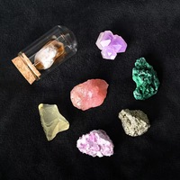 Collections d'échantillons de minéraux de roche en cristal naturel en gros avec spécimen de cristal Feng Shui de bouteille en verre