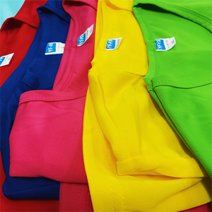 T-<span class=keywords><strong>shirt</strong></span> pour homme personnalisé OEM, sérigraphié, 100% polyester, coupe décontractée, épaissi, à pois fins, séchage rapide, ultra-doux - Product Image 3