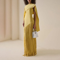 Robe longue élégante Joydressing jaune à franges, manches cape, ourlet asymétrique à pampilles, pour cocktail et soirée, vente en gros, sur mesure