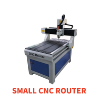 Routeur CNC 6090 pour le travail du bois, utilisation en menuiserie, production de meubles en MDF, machine de nesting du bois