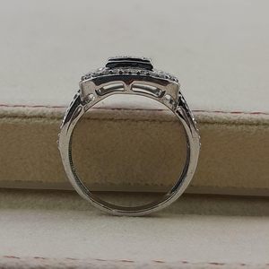 Bague de fiançailles géométrique Jewelspaark en argent sterling 925 avec diamant rond brillant de 0,85 carat et sertissage pavé pour femme - Product Image 5
