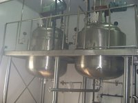 Cuve de mélange avec structure de chauffage et de refroidissement en acier inoxydable/acier au carbone pour le mélange de liquides chimiques
