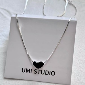 Umi Studio <b>Black</b> <b>Heart</b> Necklace S925 Sterling Silver Women's Minimalist Everyday Wear - Product Image 1