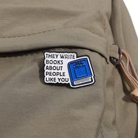 Libros sobre personas como tú, alfileres esmaltados, broches ingleses americanos europeos, accesorios de ropa, insignia al por mayor