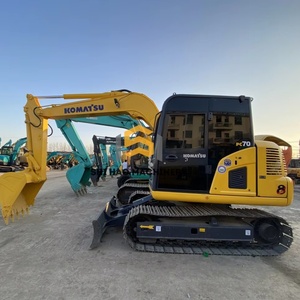 Mini-excavatrice sur chenilles Komatsu PC70 d'occasion de haute qualité et à prix abordable pour les travaux agricoles et l'aménagement paysager résidentiel - Product Image 1