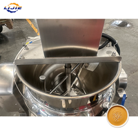 Marmite industrielle automatique à double enveloppe 100-300 kg/h avec agitateur relevable pour soupes et sauces chili