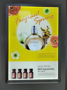 2025 cadre d'affiche LED rectangle en aluminium ultra mince <span class=keywords><strong>et</strong></span> boîte à lumière publicitaire - Product Image 5