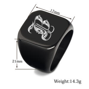 Anillos Cuadrados de Acero Inoxidable con Grabado Láser de 26 Iniciales Inglesas, Estilo Punk Minimalista Negro de 18MM, para Hombre, Venta al Por Mayor - Product Image 3