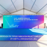 Tente de cérémonie de remise des diplômes pour l'ingénierie offshore avec structure d'éclairage intégrée, grande scène événementielle, chapiteau