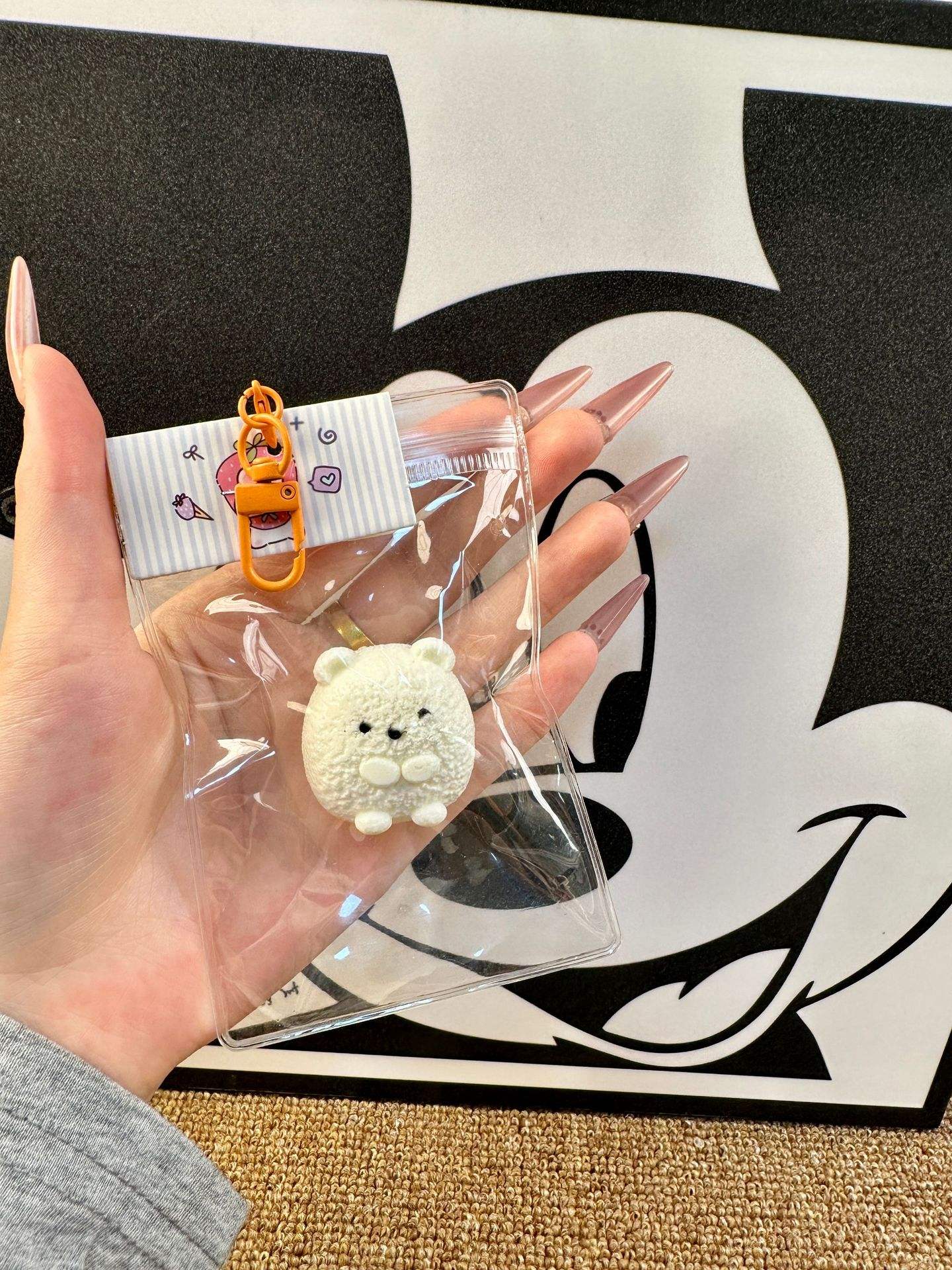 Criaturas de la esquina (oso blanco)