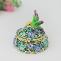 SHINNYGIFTS Boîte à Bijoux Colibris pour Bagues, Cadeau de Noël, Émail Durable, Fermeture Magnétique, Rangement de Bijoux, Décoration d'Intérieur