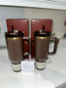 Powder Coated <b>Double</b> <b>Wall</b> Insulated Mug Stainless Steel Chocolate Gold Plated 40oz Tumbler with Handle for Laser Engraving - Product Image 3
