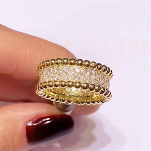 Anello da donna Q614 in oro massiccio 18 carati con pavé di diamanti taglio brillante rotondo e motivo a sfera, anello nuziale raffinato - Product Image 5