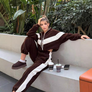 Европейско-американский повседневный спортивный костюм для женщин: брюки с эластичным поясом и кардиган, комплект из двух предметов, винтажный стиль, с капюшоном, осенний - Product Image 3