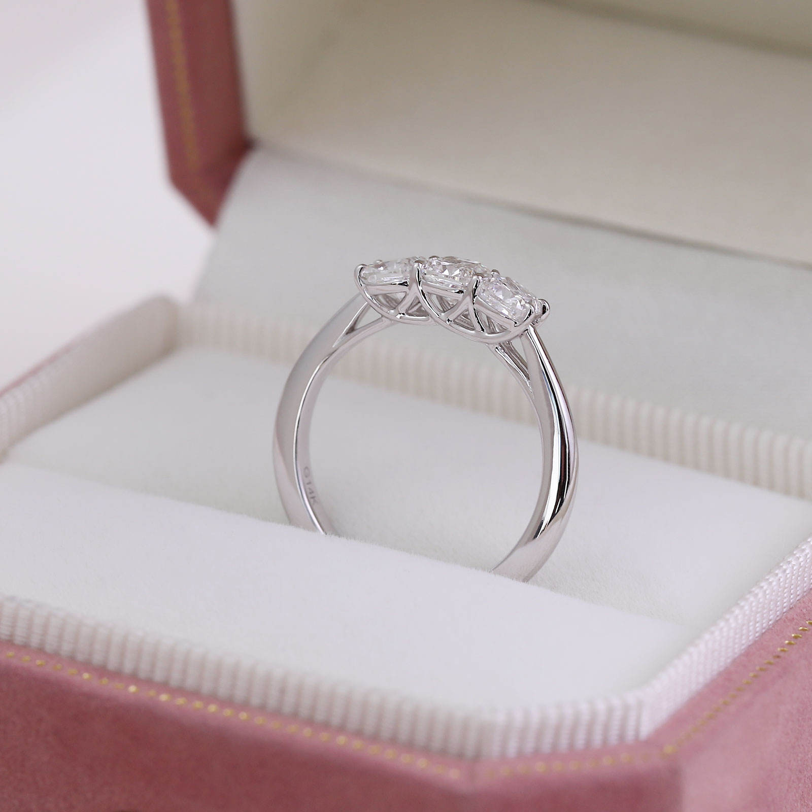 ทองคำขาว 10K