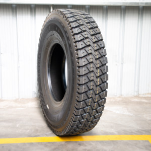 ยางรถบรรทุกคุณภาพสูงของจีน HAWKWAY ขนาด 11.00R20 12.00R20 10.00R20 ยางแบบมีท่อยางใน สำหรับรถบรรทุกหนัก งานเหมือง - Product Image 4