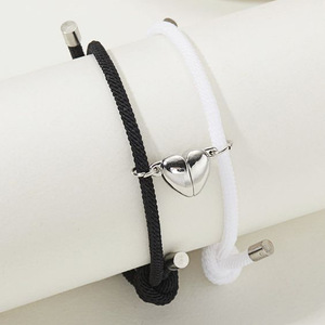 Gelang Hati Sederhana Magnetik Tali Berhias Manik-Manik Lapis Perak Unisex Model Terbaru untuk Pria Wanita - Product Image 3