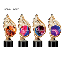 Médaille d'entreprise créative de haute qualité personnalisée trophée en cristal sculpté pour la compétition trophée d'honneur du design atmosphérique