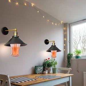 Lampada LED E27 4W 1800K, 360°, 230V - Illuminazione decorativa calda ideale per ambienti accoglienti e decorazioni d'interni. - Product Image 1