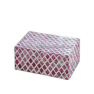 Caja de joyería de almacenamiento con incrustaciones de hueso rosa de la mejor calidad, caja botánica cuadrada India para embalaje - Product Image 1
