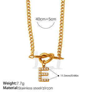 Collares con Colgante de Letra Chapados en Oro, Cadena Figaro con Incrustaciones de Circonia Cúbica, Joyería Unisex Moderna para Uso Diario - Product Image 5