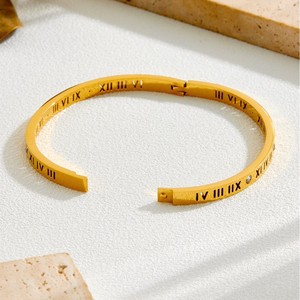 Pulsera Apilable de Acero Inoxidable con Números Romanos, Moderna y Resistente a la Decoloración, Pulsera Delgada para Mujer, en Oferta - Product Image 2