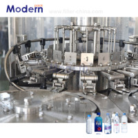 Monobloc de remplissage d'eau potable pure en bouteilles PET intégré, 3000-4000 BPH, avec servomoteur et contrôleur PLC