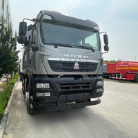 Camion benne Sinotruck Howo 6x4 en bon état, 380ch/450ch, boîte automatique/manuelle, conduite à gauche, à vendre