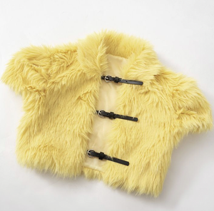 PEEQI Set Due Pezzi da Donna: Giacca Corta in Ecopelle con Maniche Corte e Fascia, e Pantaloncini in Ecopelle, Abbigliamento Streetwear - Product Image 3