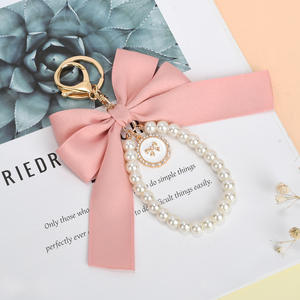 Llavero Personalizado con Corazón de Cereza, Colgante de Cinta de Encaje Floral, Gancho Metálico en Forma de Corazón para Llavero Coach, Accesorio de Adorno - Product Image 4