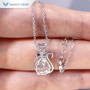 Tianyu Gems Collier pendentif en forme de chat en diamant Moissanite en or pur - Product Image 5