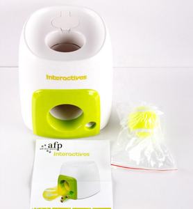 Giocattolo volante automatico per cani lancio di campi da Tennis lanciatore di palline per animali domestici dispositivo di emissione alimentare alimentatore interattivo per cani lanciapalle - Product Image 5
