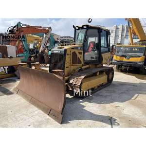 Bulldozer D5K XL d'occasion, boîte de vitesse de pompe à moteur Cummins similaire au modèle D8R avec composant moteur central - Product Image 2