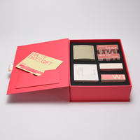 Boîte d'emballage cadeau magnétique en carton rigide Eva en gros avec logo personnalisé avec insert en mousse Eva