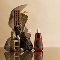 Botol Serum Kaca Kerucut Mewah 30ml untuk Kemasan Serum Perawatan Kulit dengan Lapisan Semprot dan Presentasi Merek yang Elegan