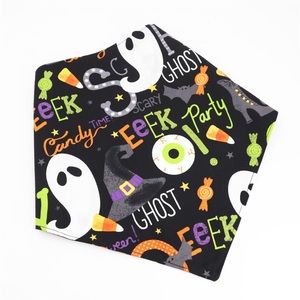 Collar para perro de Halloween con pajarita con fantasma, jack o lantern, candy corn, spider