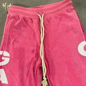 เสื้อมีฮู้ดสีชมพูพลอยเทียมสีดำแบบกำหนดเองพิมพ์ลายหน้าจอโอเวอร์ไซส์กระเป๋าซิปรูดซิปมีฮู้ดกางเกงวินเทจ - Product Image 5