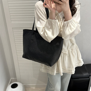 Túi <span class=keywords><strong>tote</strong></span> dệt họa tiết lớn, nhiều ngăn, chất liệu PU, khóa kéo, màu trơn đơn giản, đeo vai dành cho nữ - Product Image 4