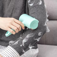 Portable Pet Hair Sticky Lint Remover Vêtements Tapis Canapé Nettoyage Lint Roller