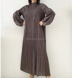 Fabricante de Ropa Zhuoyang, Vestidos Casuales a Medida para Mujer, Tallas Grandes, Vestidos Plisados Estilo <span class=keywords><strong>Issey</strong></span> <span class=keywords><strong>Miyake</strong></span> - Product Image 1