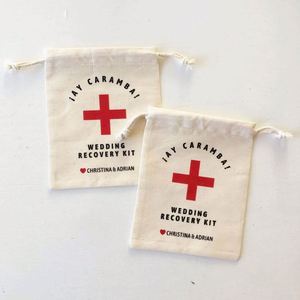 Bolsa de Regalo Personalizada para Recuerdos de Boda con Nombres y Fecha, Bolsa de Algodón Natural con Cordón - Product Image 1