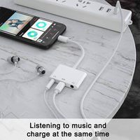 Chargeur multifonctionnel Câble OTG Double adaptateur de prise d'éclairage pour casque d'écoute de 3.5mm Répartiteur de casque d'écoute audio et de charge 3 en 1