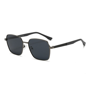Lunettes de soleil carrées Ks-3976 pour hommes, monture en métal noir et plastique, protection UV400, pour la conduite en extérieur, verres TAC de classe 2 - Product Image 1