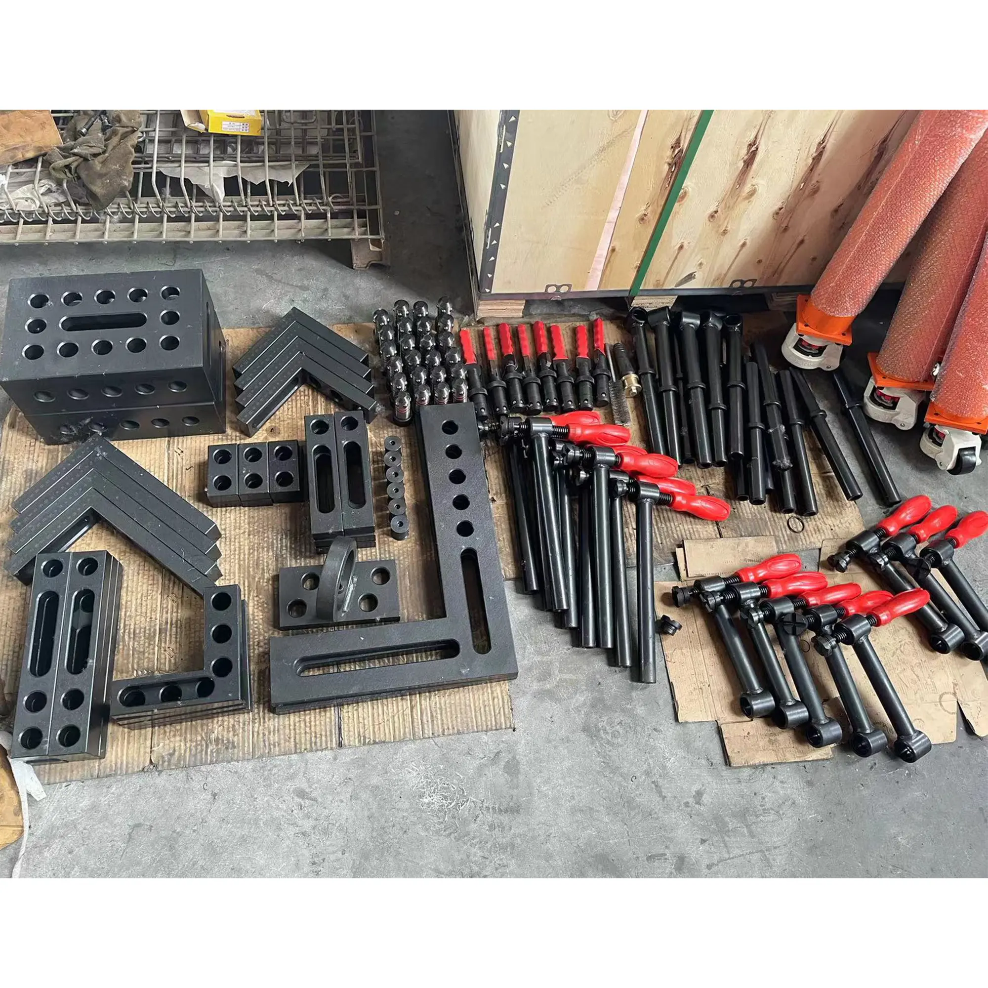 3D welding table D28 series steel casting welding clamp table 2D welding fixtures