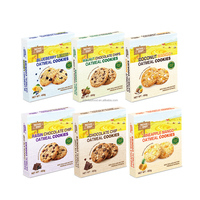 Biscuits croustillants aux pépites de chocolat et aux épices - Emballage personnalisé en boîte avec saveurs de crème et de thé