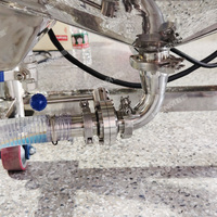 Cuve de mélange professionnelle en acier inoxydable pour le traitement des liquides avec agitateur et chauffage enveloppé, taille personnalisée