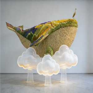 Sculpture de verdure artificielle sur mesure de grande taille - Installation artistique florale pour l'intérieur des centres commerciaux, les halls commerciaux et la décoration saisonnière - Product Image 1